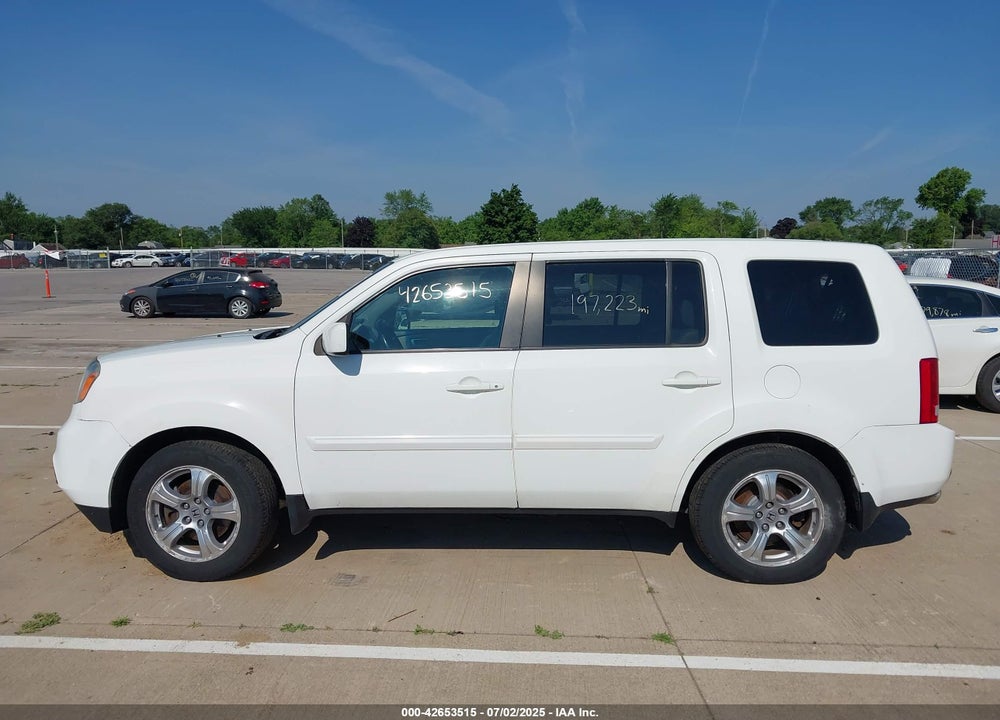 2014 HONDA PILOT VIN: 5FNYF4H51EB019366