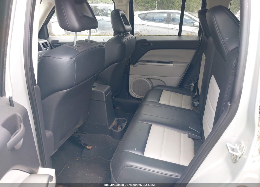 2007 JEEP PATRIOT VIN: 1J8FF48W77D318640