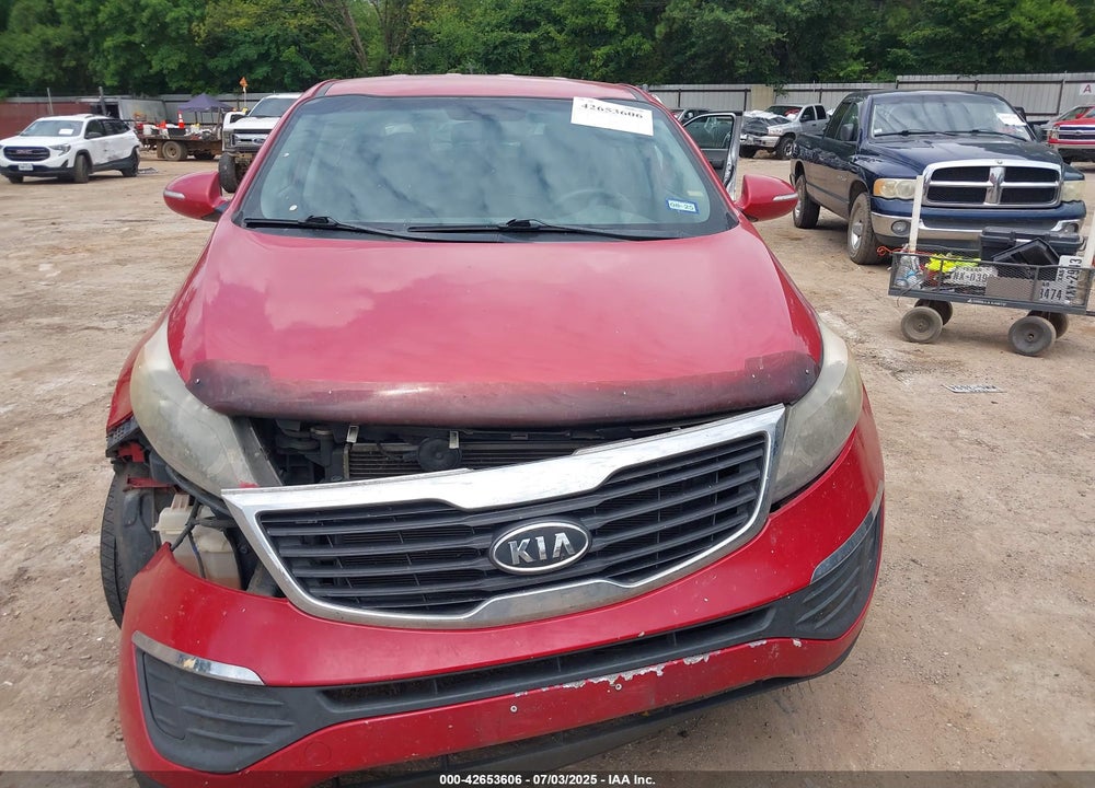 2011 KIA SPORTAGE VIN: KNDPBCA23B7095593