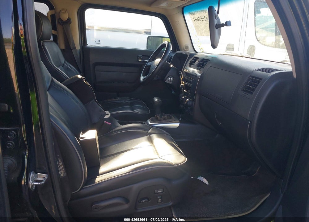 2006 HUMMER H3 SUV VIN: 5GTDN136768317379