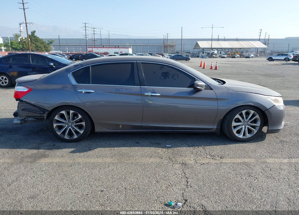 2015 HONDA ACCORD VIN: 1HGCR2F54FA100592