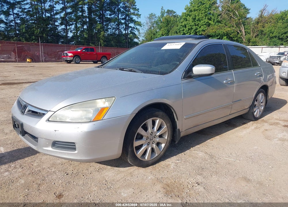 2007 HONDA ACCORD VIN: 1HGCM66567A030195