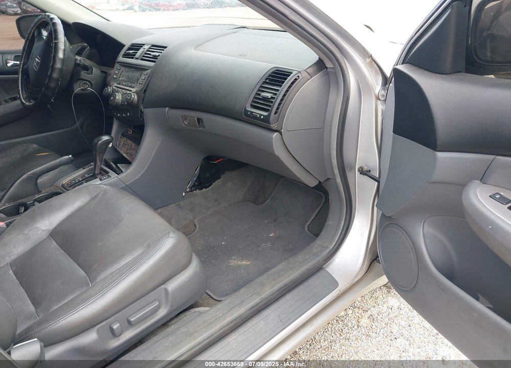 2007 HONDA ACCORD VIN: 1HGCM66567A030195