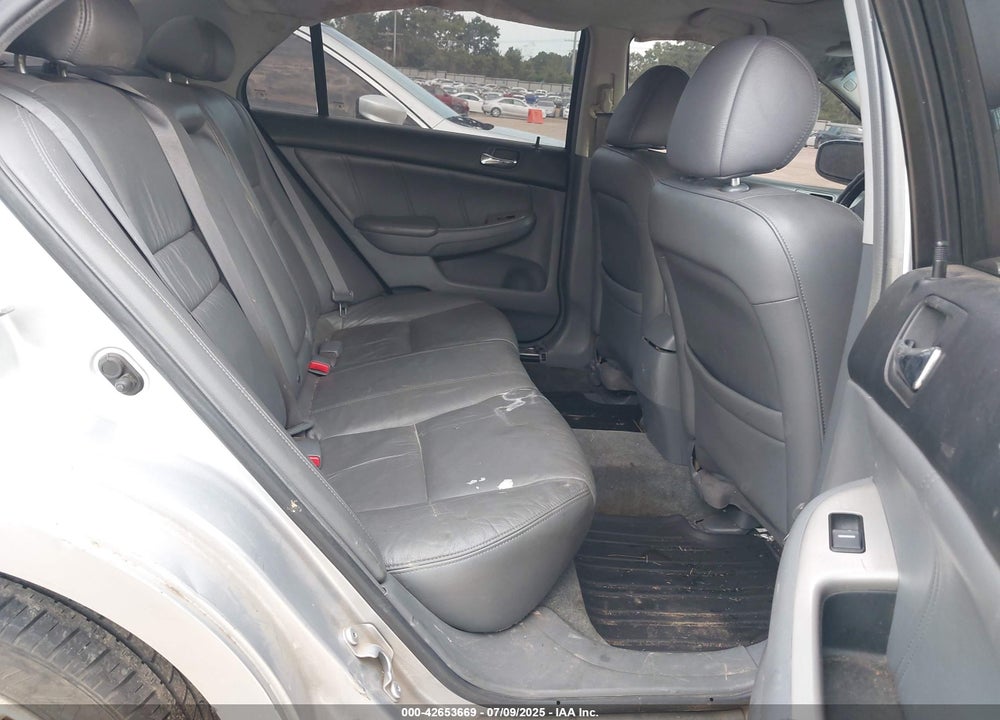 2007 HONDA ACCORD VIN: 1HGCM66567A030195