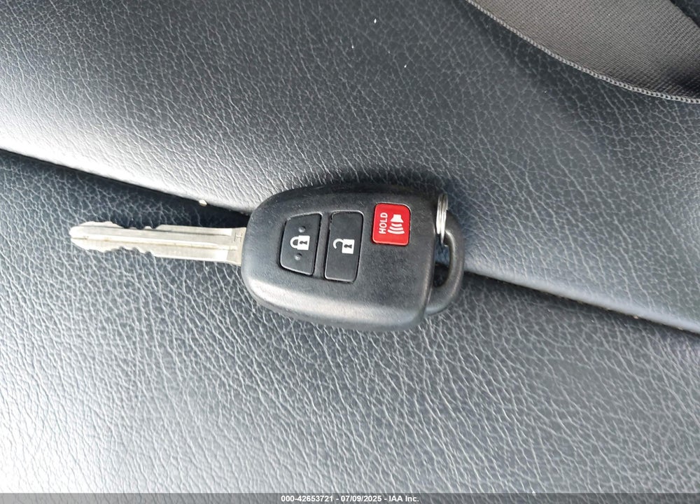 2016 TOYOTA RAV4 LE VIN: 2T3BFREV3GW502667