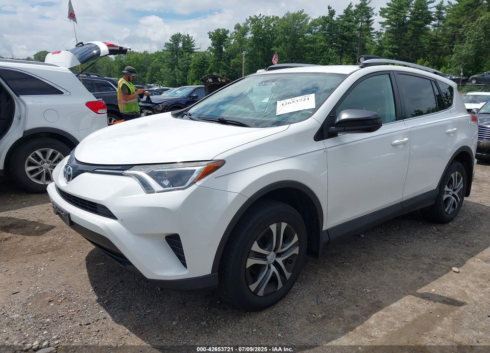 2016 TOYOTA RAV4 LE VIN: 2T3BFREV3GW502667