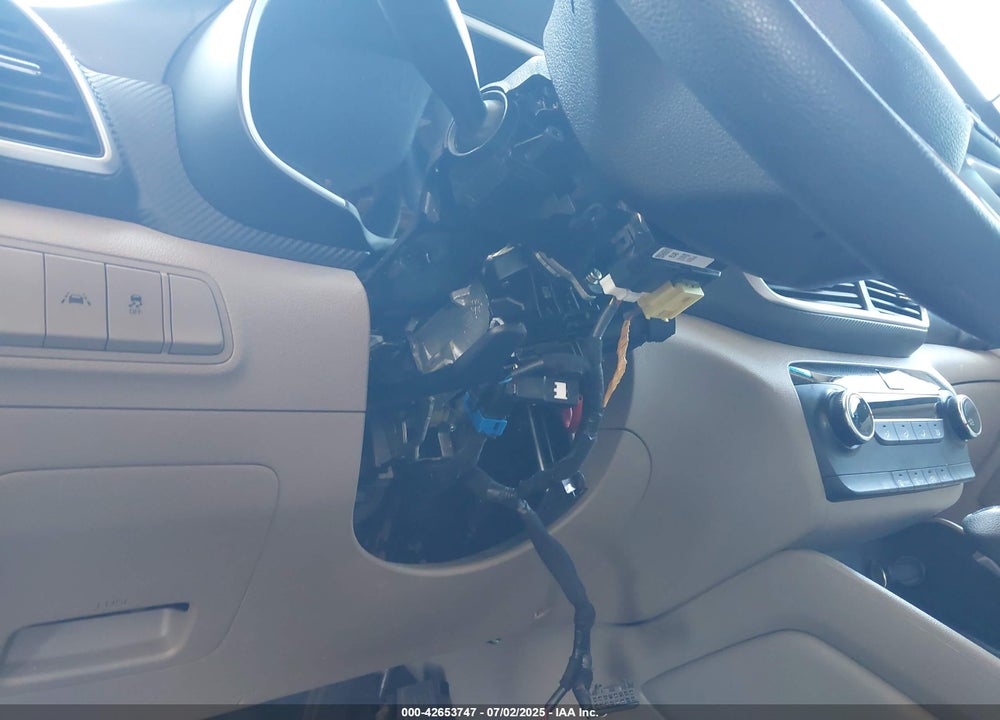 2021 HYUNDAI TUCSON VIN: KM8J23A40MU412138