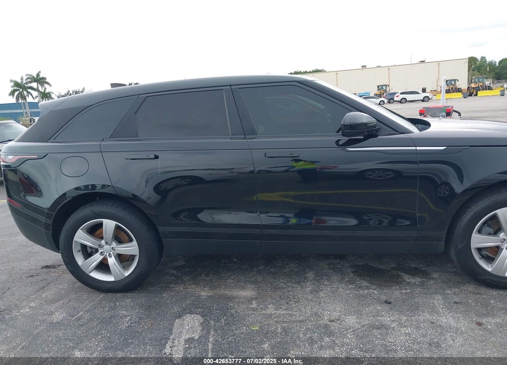 2018 LAND ROVER RANGE ROVER VELAR VIN: SALYB2RX6JA712087