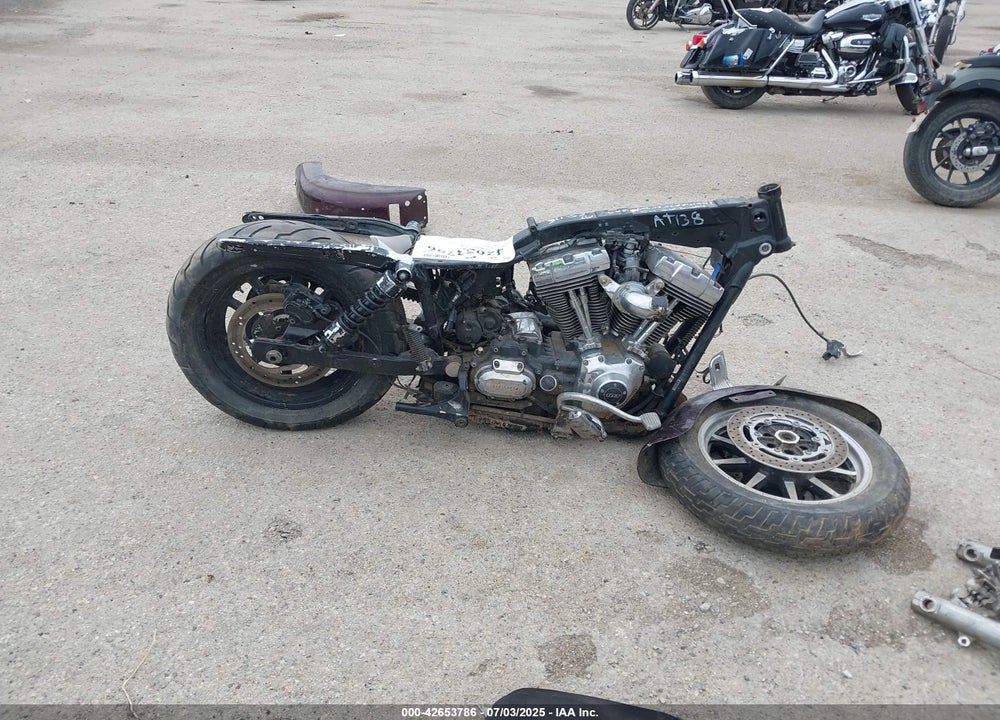 2015 HARLEY-DAVIDSON FXDL DYNA LOW RIDER VIN: 1HD1GNM35FC309809
