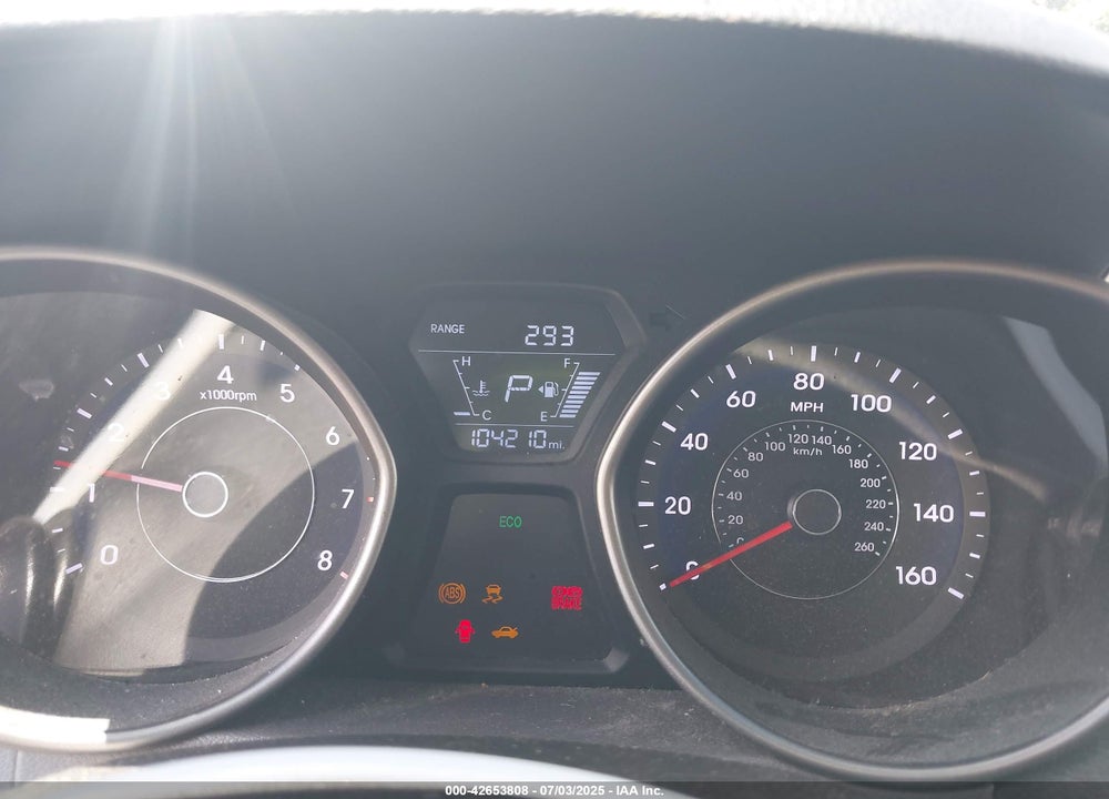 2015 HYUNDAI ELANTRA VIN: 5NPDH4AE2FH621408
