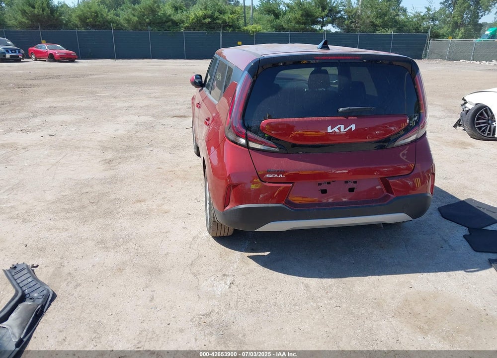 2023 KIA SOUL VIN: KNDJ23AU5P7188131