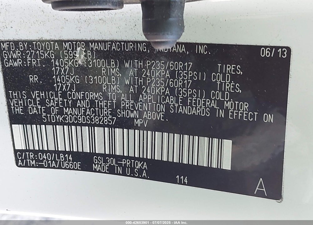 2013 TOYOTA SIENNA XLE V6 8 PASSENGER VIN: 5TDYK3DC9DS382857