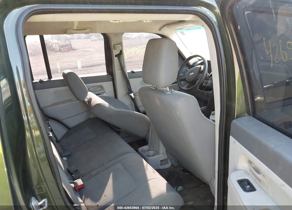 2008 JEEP LIBERTY VIN: 1J8GN28KX8W160633
