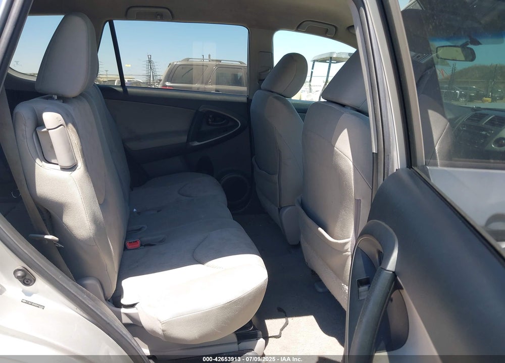 2012 TOYOTA RAV4 VIN: 2T3KF4DV0CW146161