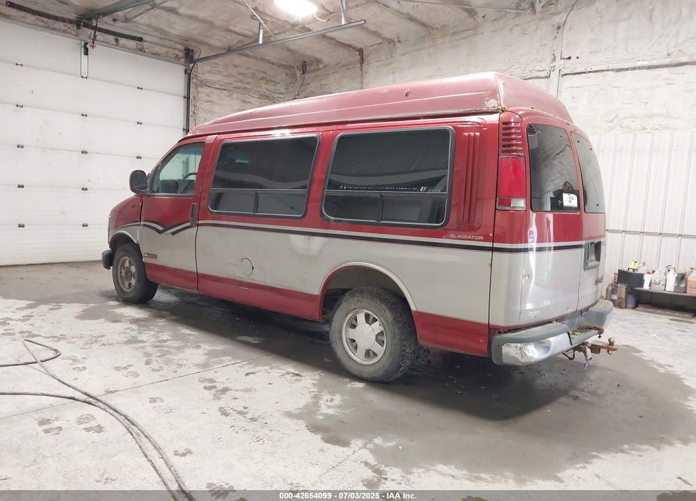 1998 CHEVROLET CHEVY VAN G1500 VIN: 1GBFG15R0W1018380
