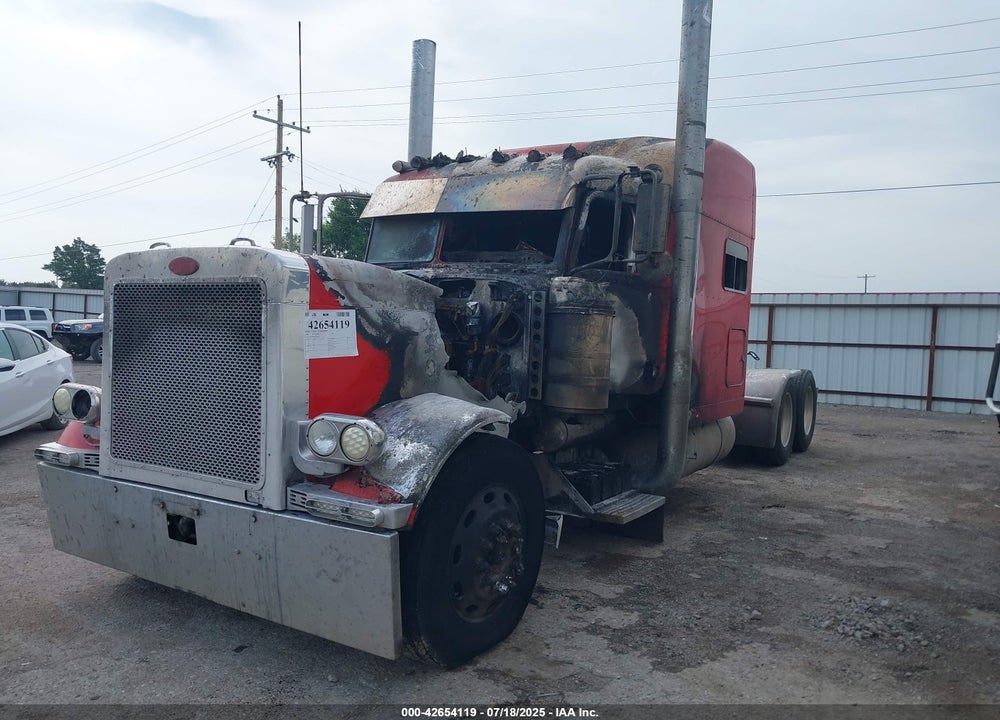 2005 PETERBILT 379 VIN: 1XP5DB9X85D832612