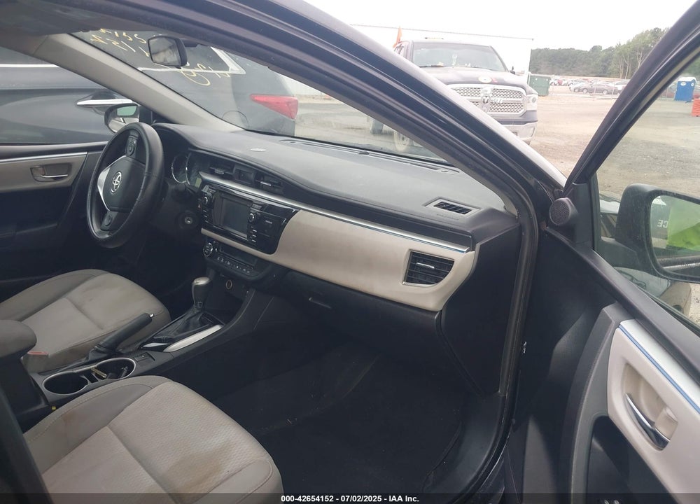 2015 TOYOTA COROLLA VIN: 5YFBURHE8FP293419