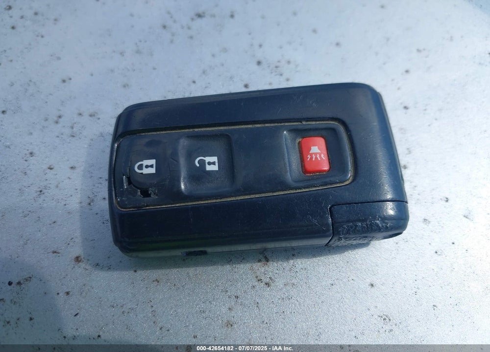 2008 TOYOTA PRIUS VIN: JTDKB20U187756828