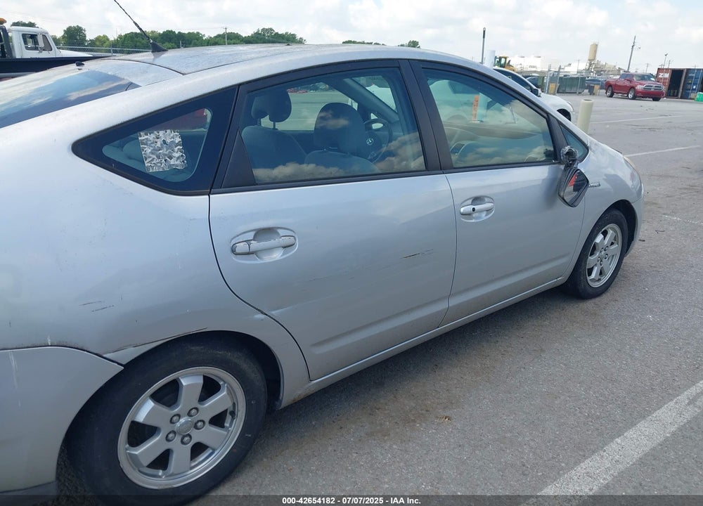 2008 TOYOTA PRIUS VIN: JTDKB20U187756828