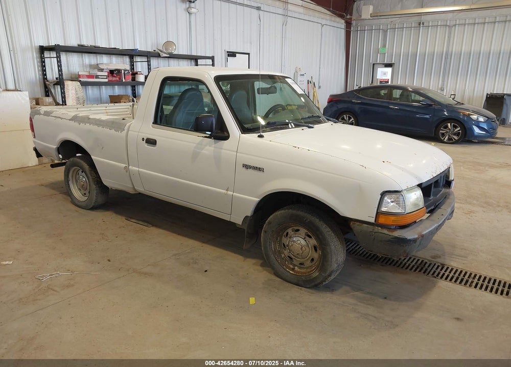2000 FORD RANGER XL/XLT VIN: 1FTYR10C3YPB81414