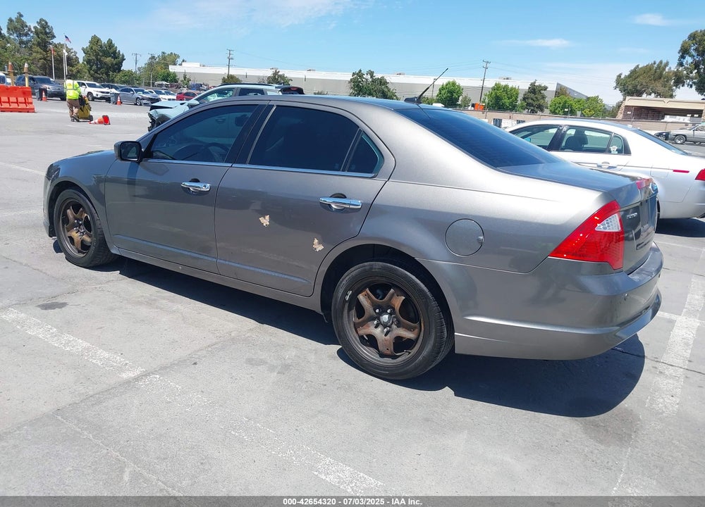 2011 FORD FUSION VIN: 3FAHP0HA0BR323839