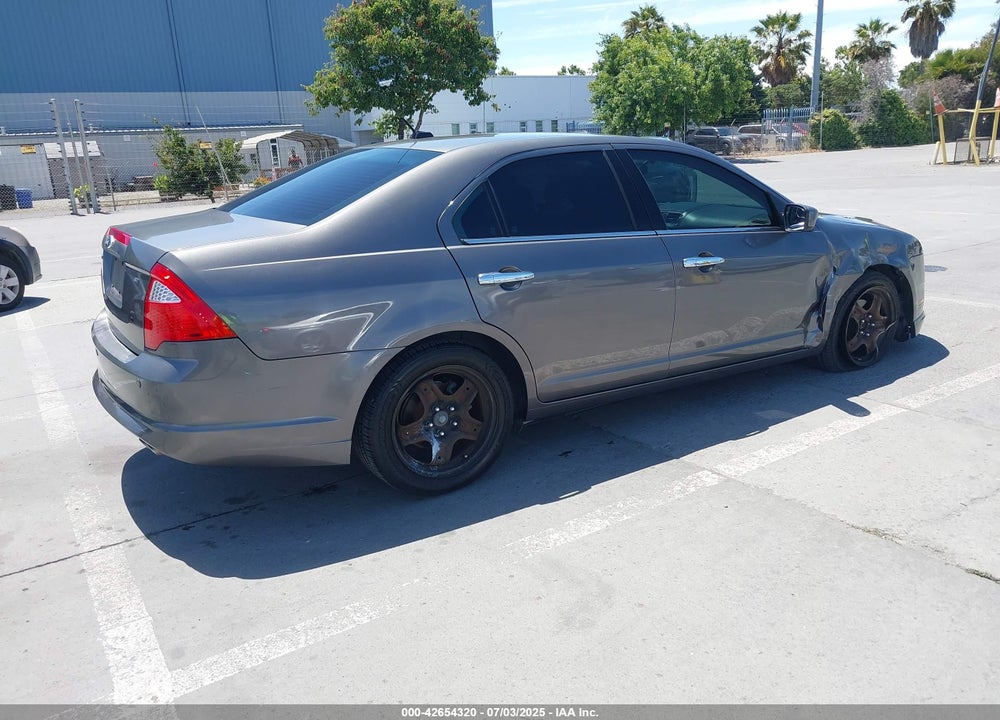 2011 FORD FUSION VIN: 3FAHP0HA0BR323839