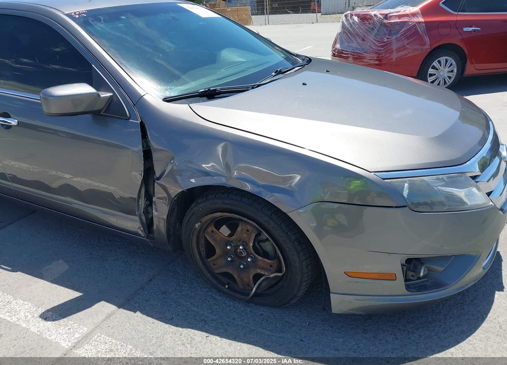 2011 FORD FUSION VIN: 3FAHP0HA0BR323839