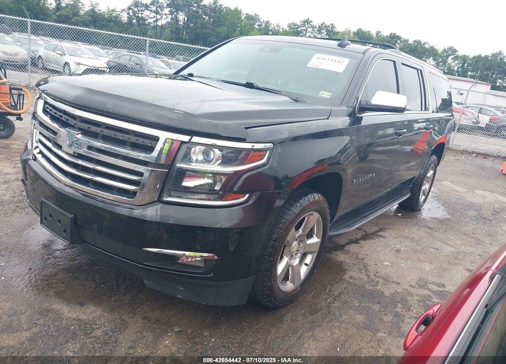 2017 CHEVROLET SUBURBAN VIN: 1GNSKHKC1HR146981