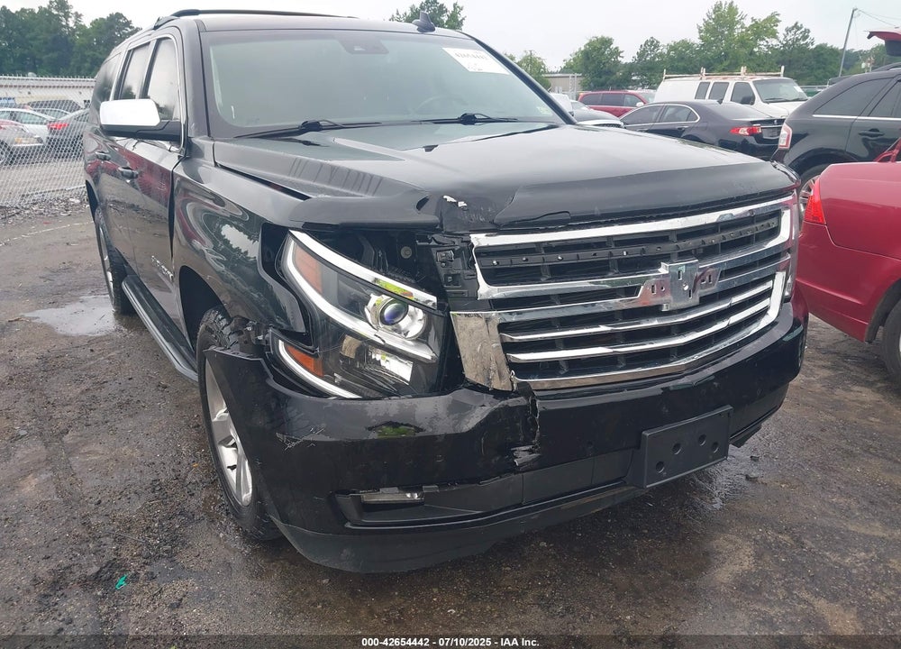 2017 CHEVROLET SUBURBAN VIN: 1GNSKHKC1HR146981