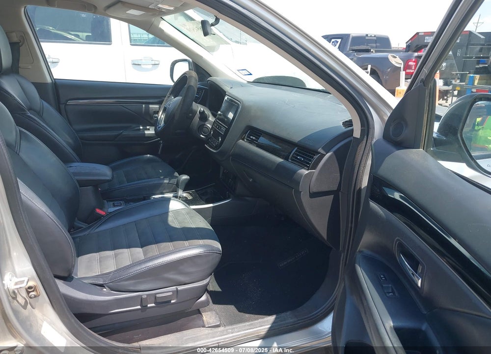 2019 MITSUBISHI OUTLANDER VIN: JA4AD3A37KZ035453