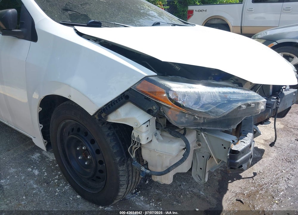 2017 TOYOTA COROLLA VIN: 5YFBURHE1HP633545