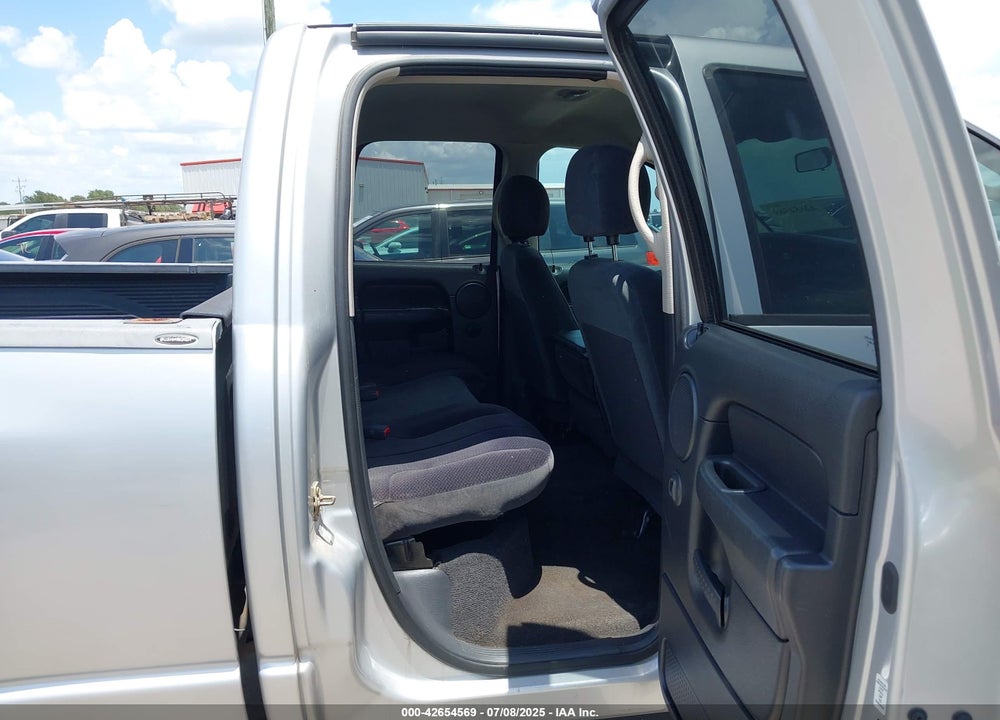 2005 DODGE RAM 1500 SLT/LARAMIE VIN: 1D7HA18N35J550788