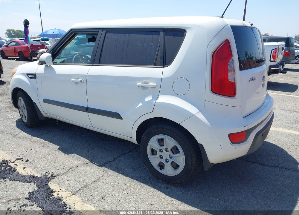 2013 KIA SOUL VIN: KNDJT2A56D7582832