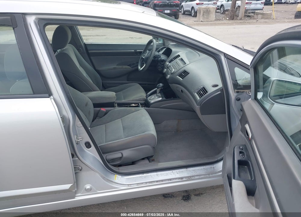 2011 HONDA CIVIC VIN: 2HGFA1F8XBH541499