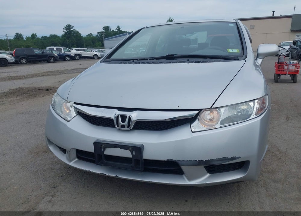 2011 HONDA CIVIC VIN: 2HGFA1F8XBH541499