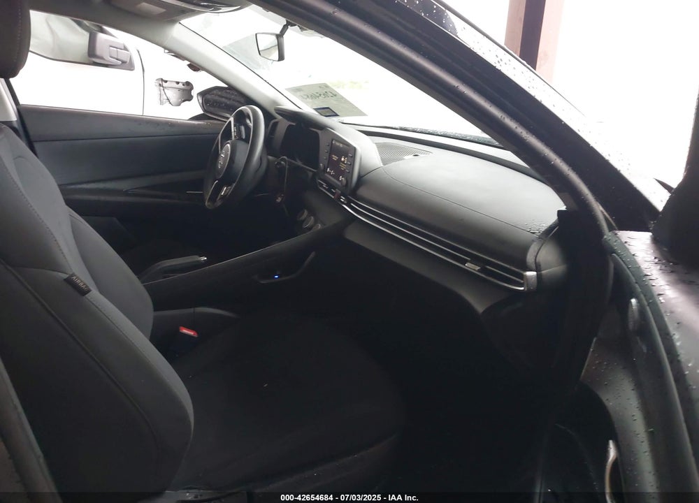 2021 HYUNDAI ELANTRA VIN: KMHLL4AG9MU195548