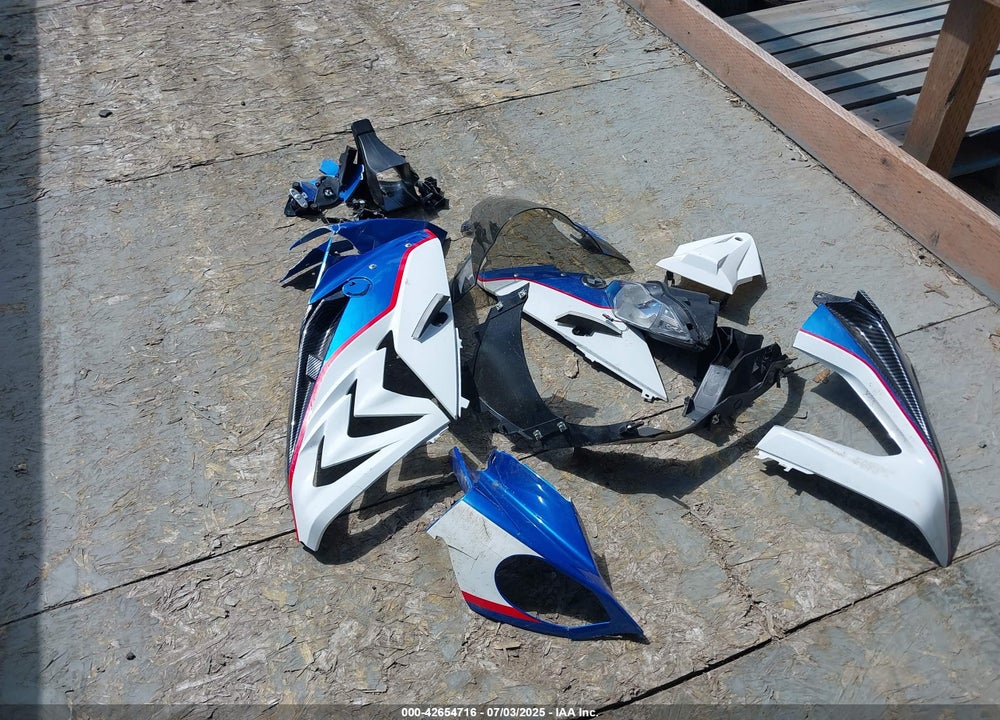2015 BMW S 1000 RR VIN: WB10D2109FZ351537