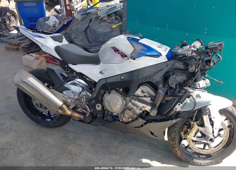 2015 BMW S 1000 RR VIN: WB10D2109FZ351537