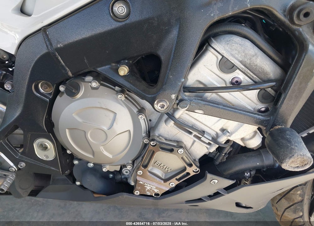 2015 BMW S 1000 RR VIN: WB10D2109FZ351537