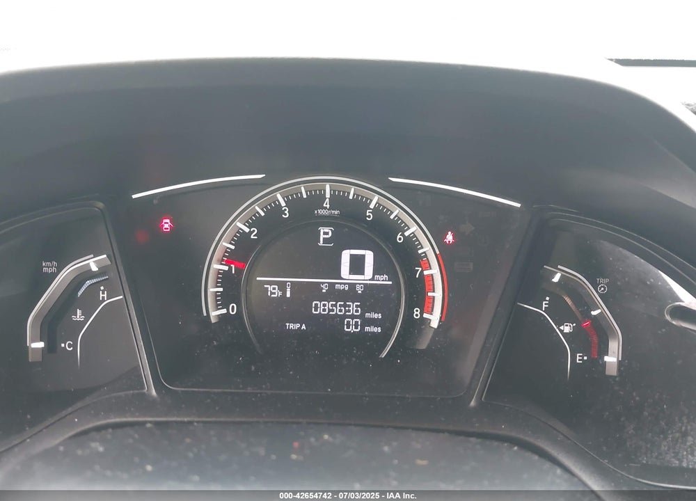 2018 HONDA CIVIC LX VIN: 19XFC2F57JE031061