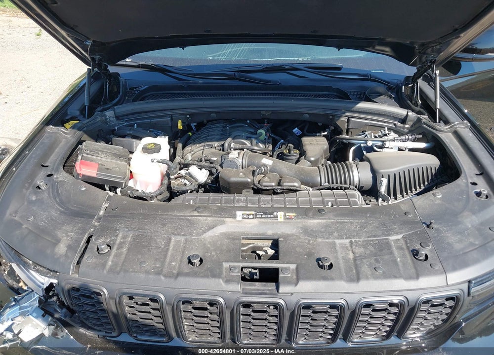 2024 JEEP GRAND CHEROKEE L ALTITUDE 4X4 VIN: 1C4RJKAGXR8591271