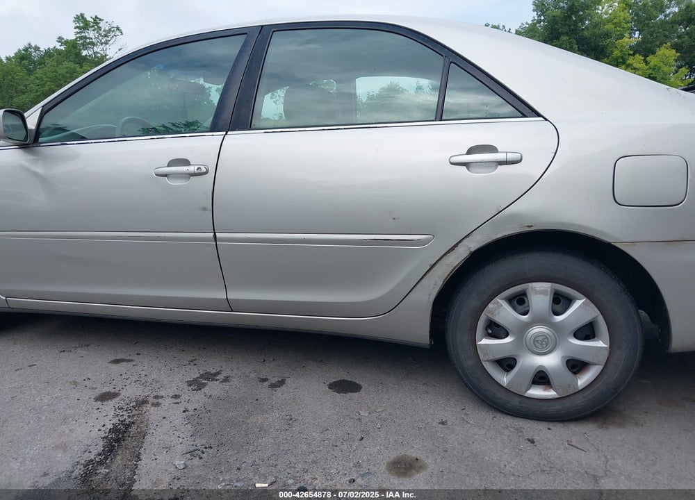 2004 TOYOTA CAMRY LE VIN: 4T1BE32K14U857478