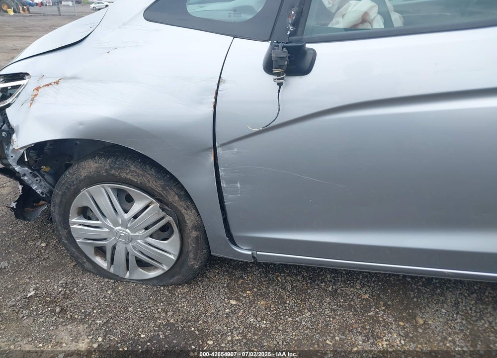 2019 HONDA FIT LX VIN: 3HGGK5H45KM725916