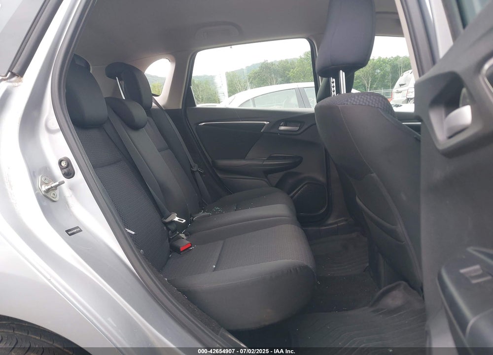 2019 HONDA FIT LX VIN: 3HGGK5H45KM725916