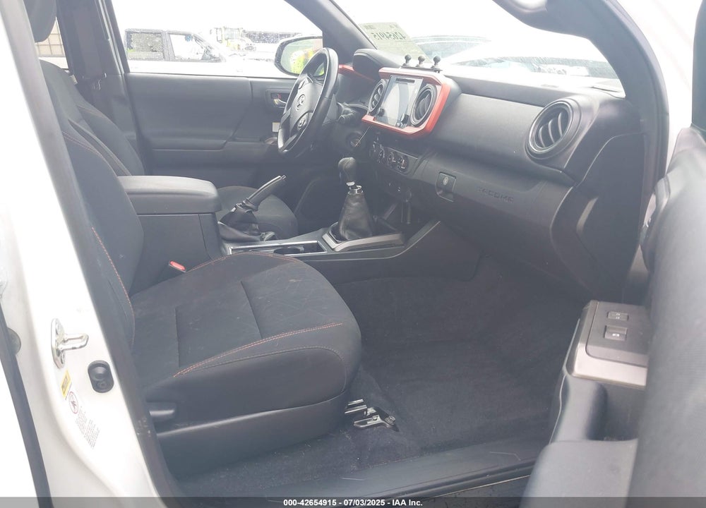 2017 TOYOTA TACOMA VIN: 5TFCZ5AN0HX057764