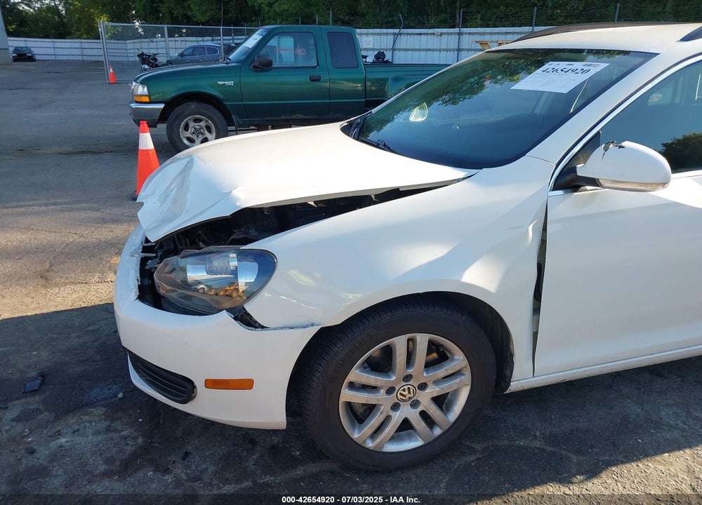 2013 VOLKSWAGEN JETTA VIN: 3VWPL7AJ8DM662365