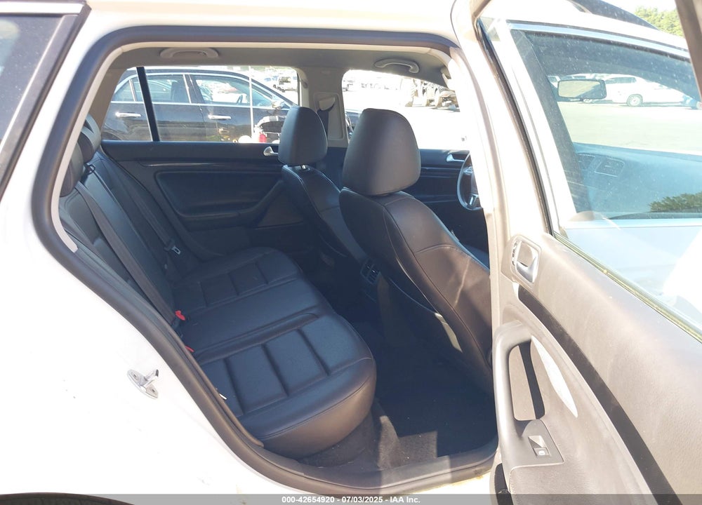 2013 VOLKSWAGEN JETTA VIN: 3VWPL7AJ8DM662365