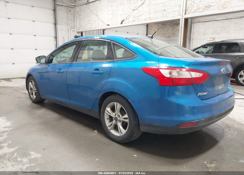 2014 FORD FOCUS SE VIN: 1FADP3F2XEL124098