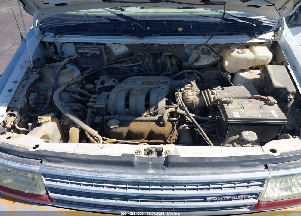 1995 PLYMOUTH GRAND VOYAGER SE VIN: 1P4GH44R7SX562295