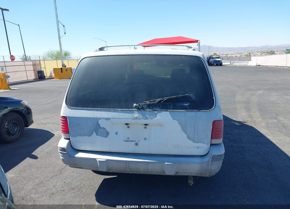 1995 PLYMOUTH GRAND VOYAGER SE VIN: 1P4GH44R7SX562295